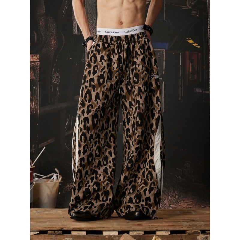 Ace Jolun【New Arrival】Alternative‑Style Leopard‑Print Faux‑Leather Line‑Detail Barrel‑Cut Pants