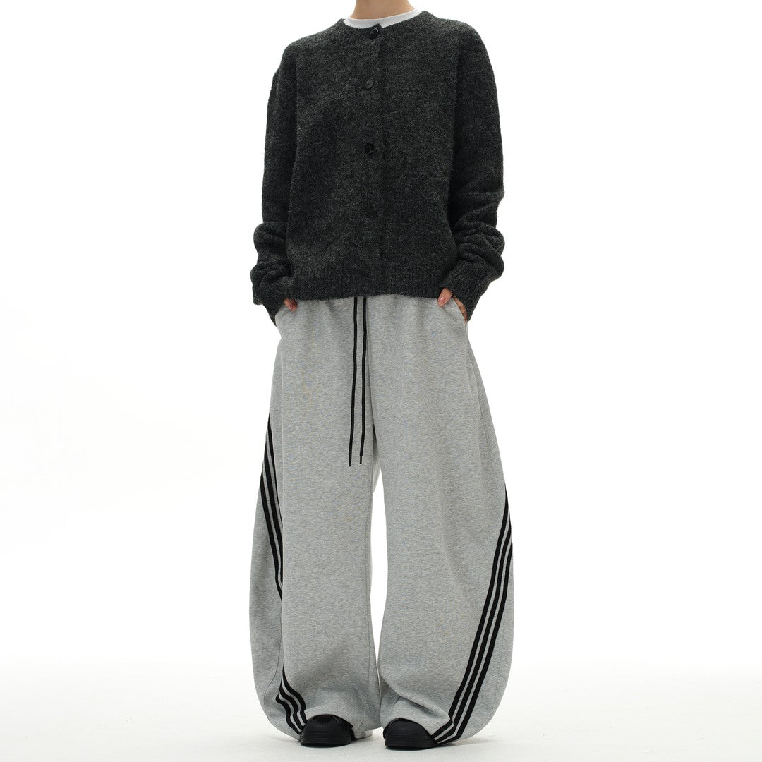Ace Jolun Three‑Stripe Curved Sweatpants