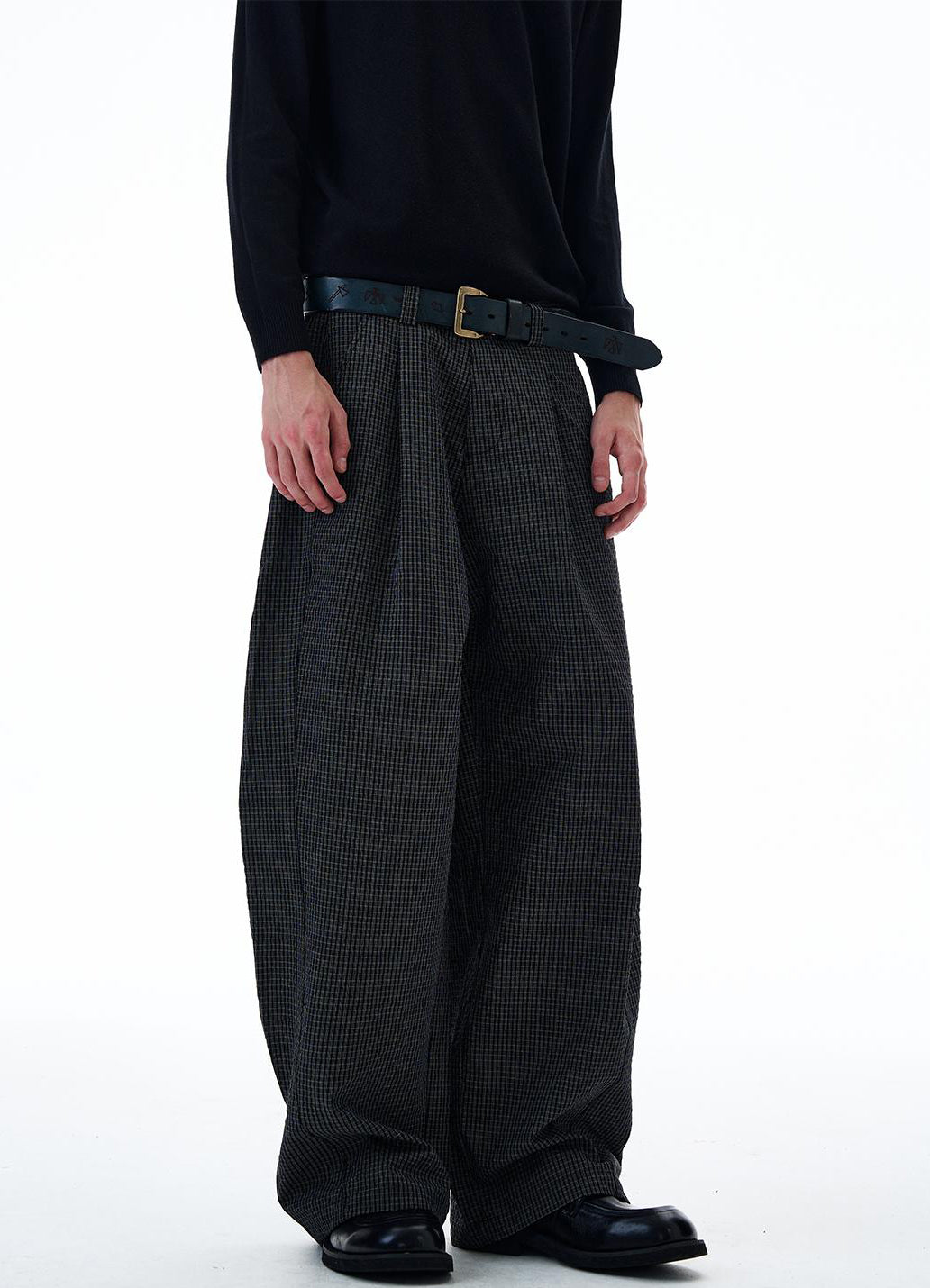 Aelfric Eden Plaid Curved‑Leg Casual Pants