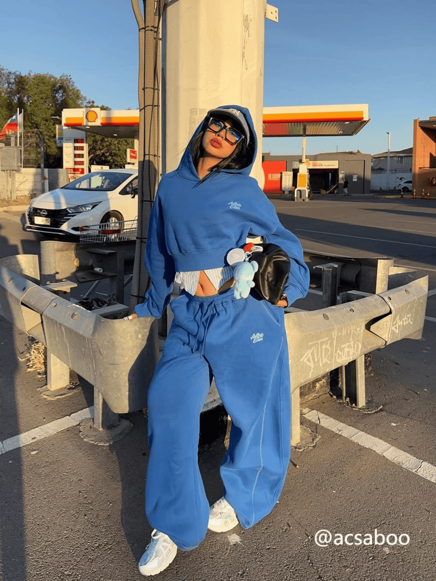 Soufflé Cropped Cloud Hoodie