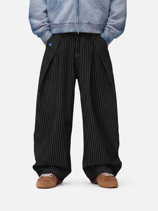 Pantalones vaqueros holgados de corte recto con rayas finas Aelfric Eden