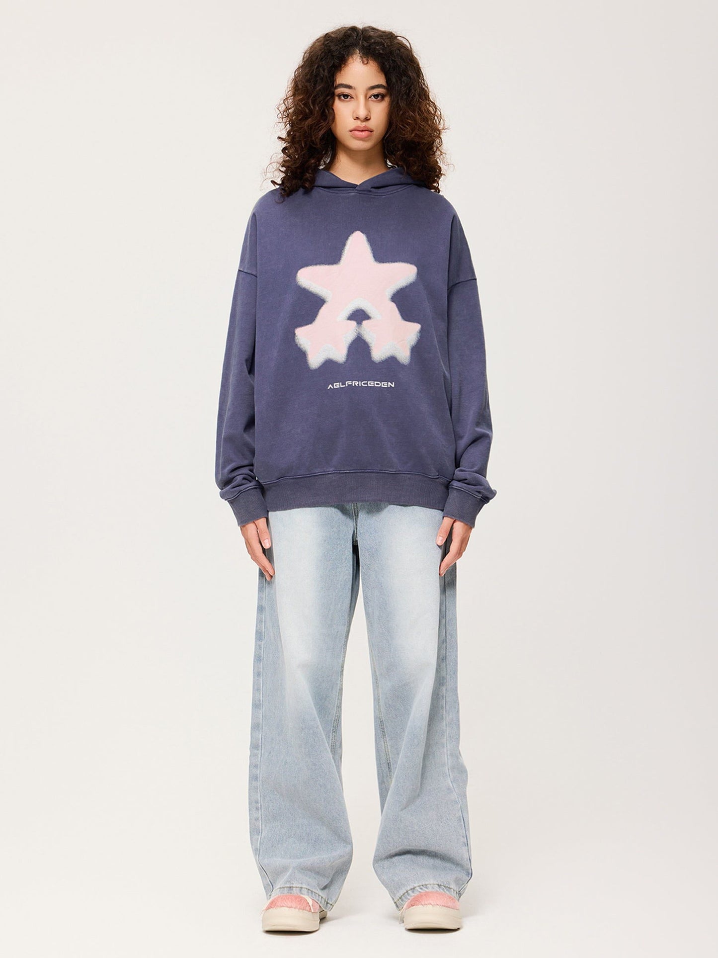 Sudadera con capucha extragrande con estampado de estrellas borrosas de Aelfric Eden