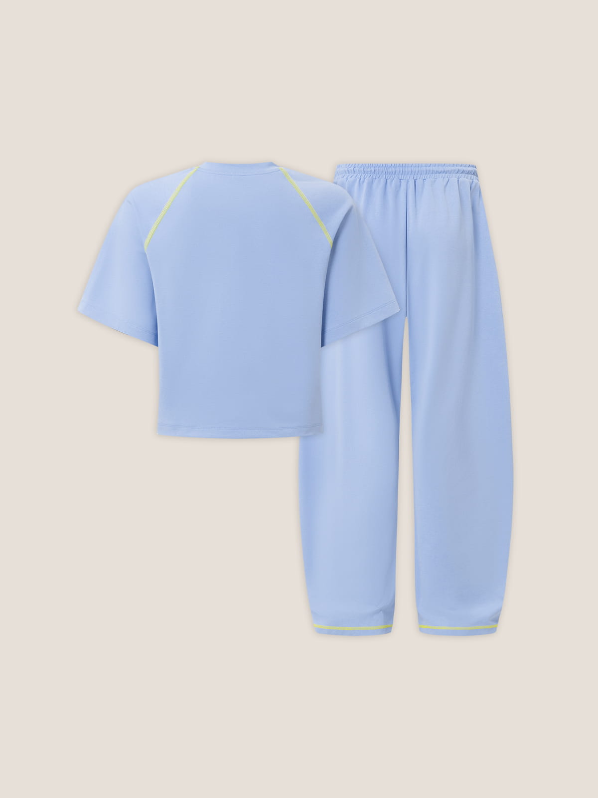 Conjunto deportivo corto Cloud