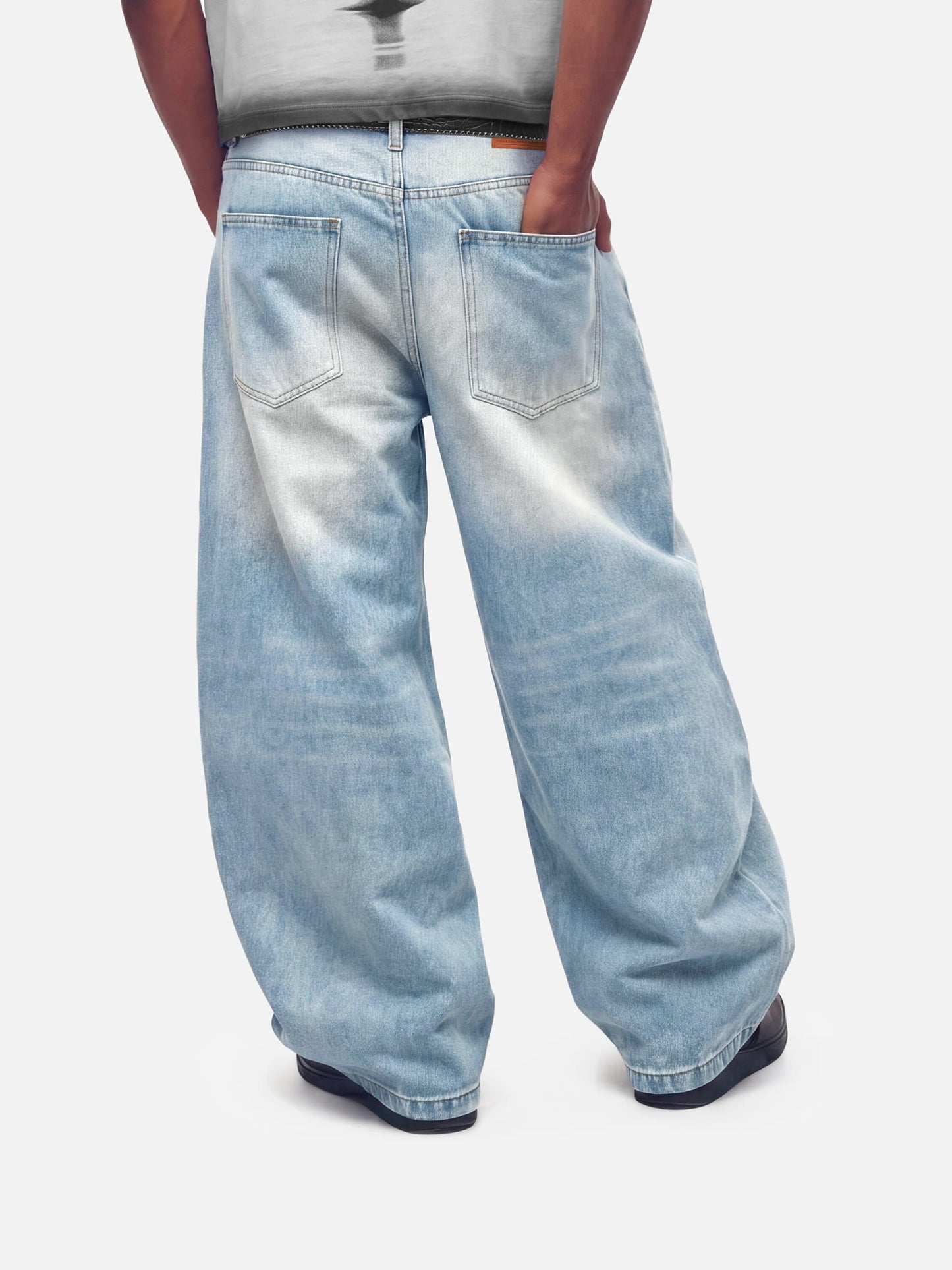 Jeans holgados Aelfric Eden con paneles de costura.