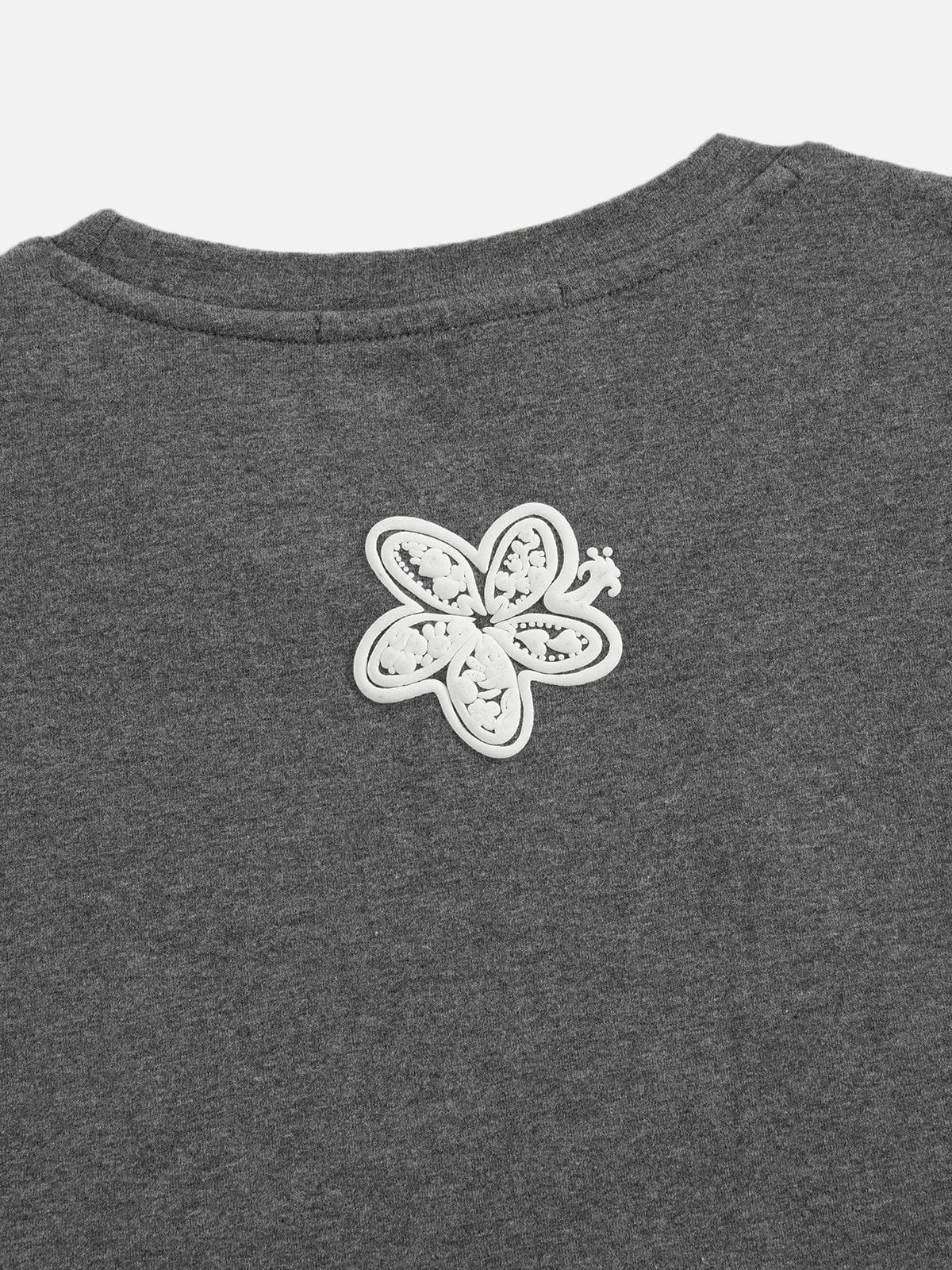 Aelfric Eden Baby-T-Shirt mit Blumenmuster