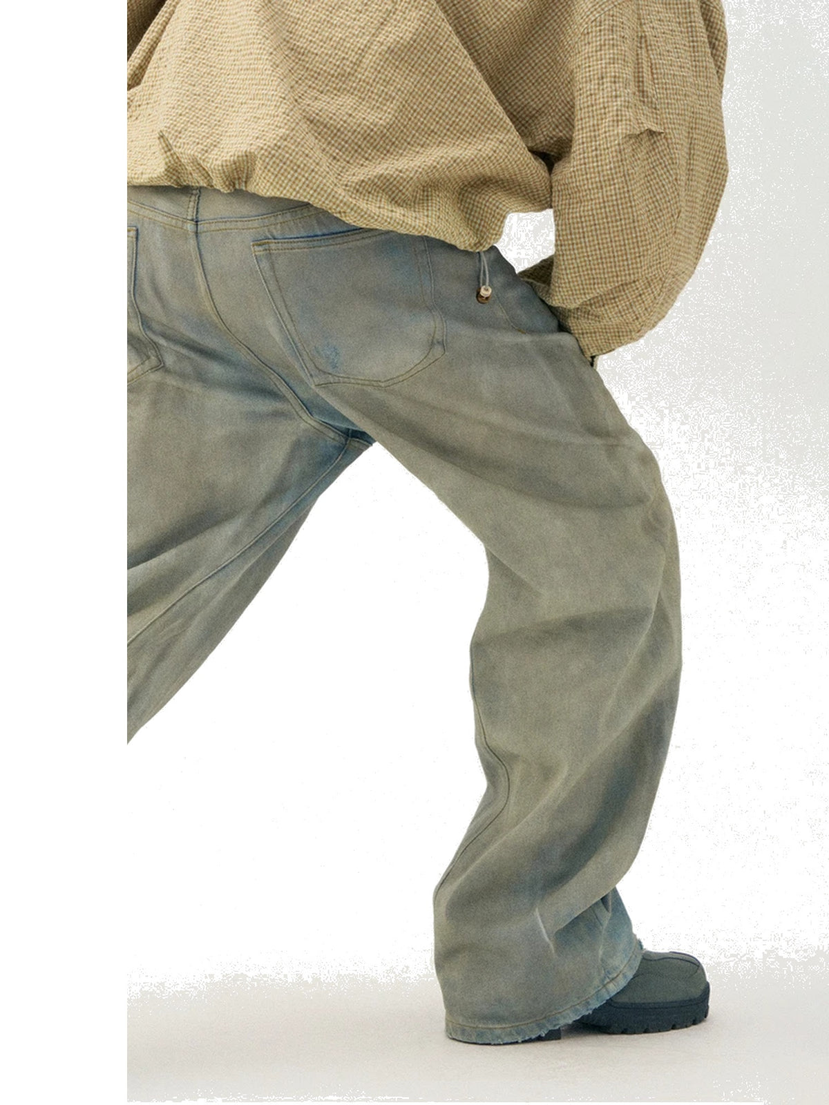 Men’s Curved-Leg Vintage Jeans product image